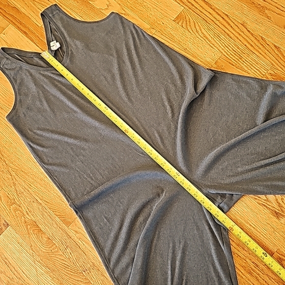 Sisina ribknit jumpsuit/romper - Picture 9 of 11